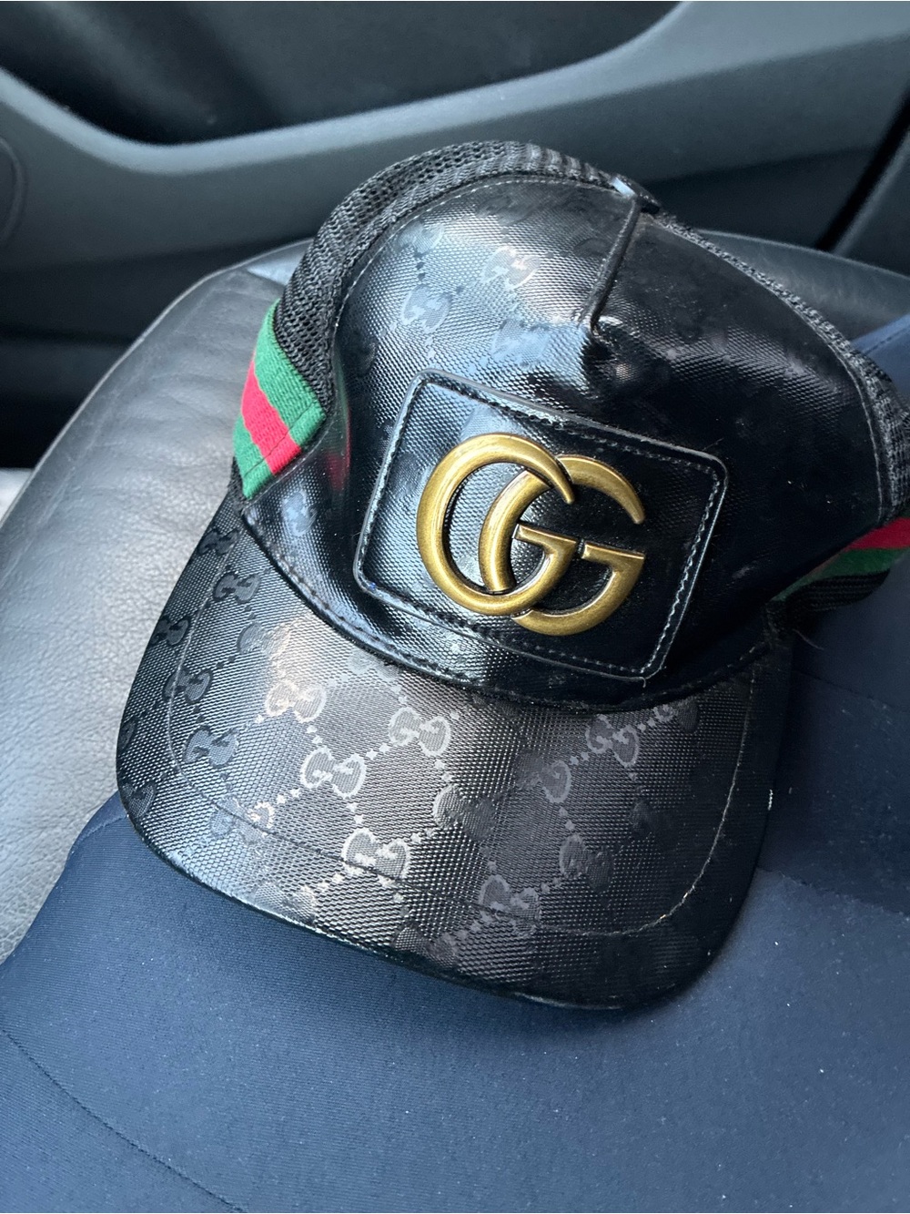 Gucci Black Cap with Gold GG and Green-Red Stripe